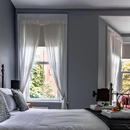 Scotia House - Beautifully Presented 4* 해러게이트