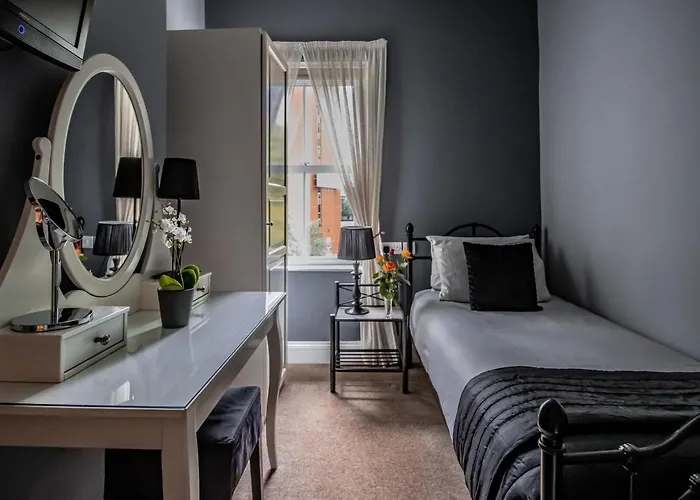 Scotia House - Beautifully Presented 4*